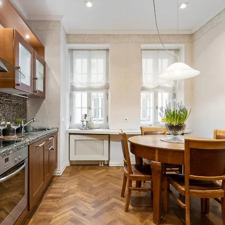Dictumfactum Luxury Apartamento Tallin